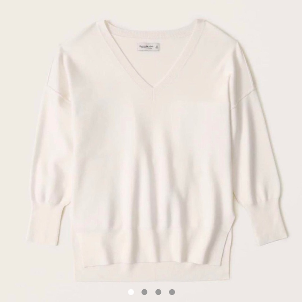 Abercrombie And Fitch White V Neck Sweater